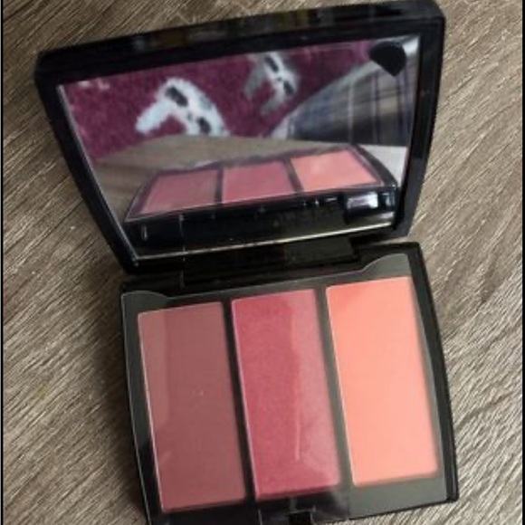 Blush Trios Berry Adore - Picture 6 of 8